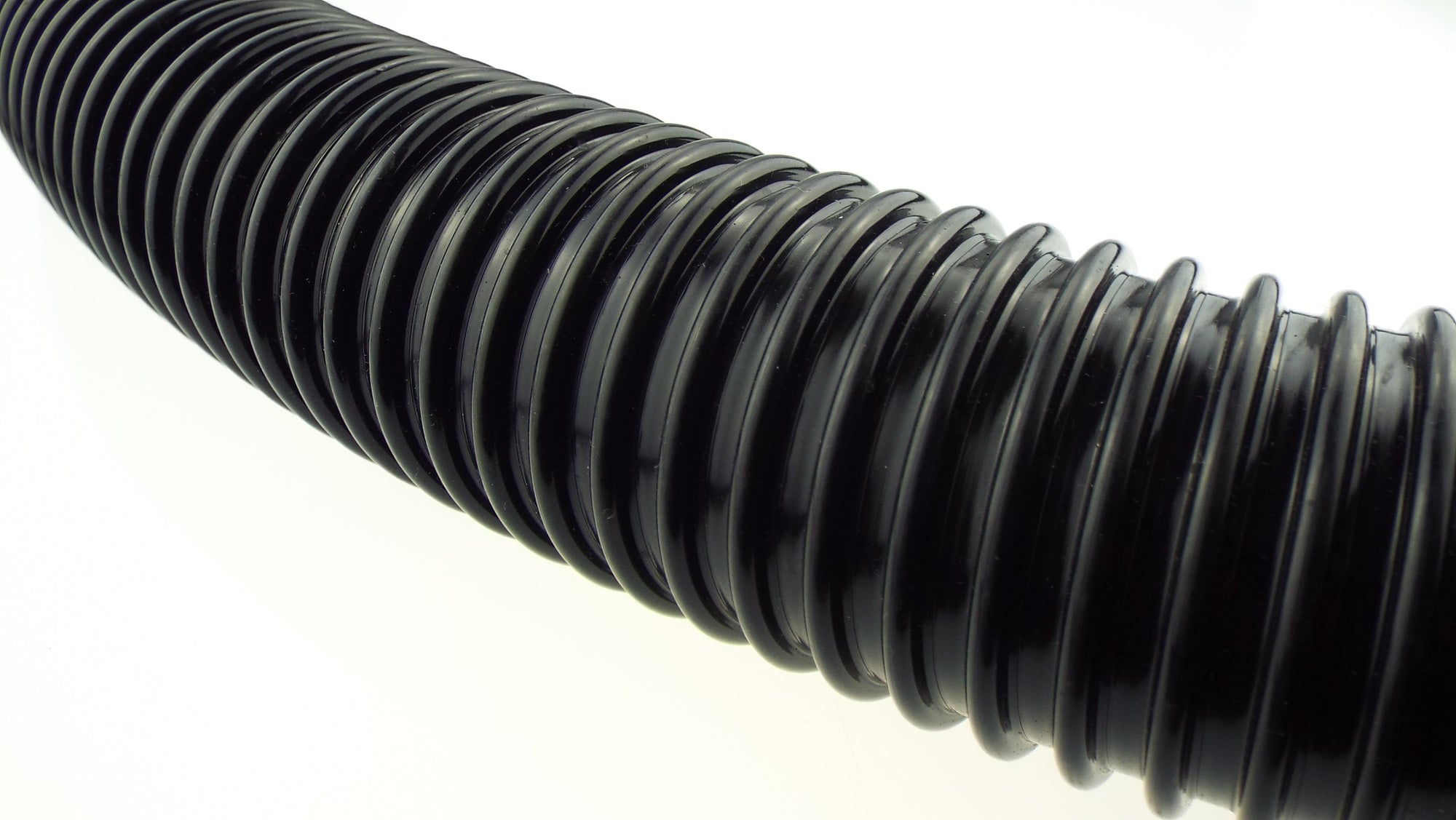 Corrugated Pipe 1.25" (32mm) with 2 x Double Wire Clips Set-4